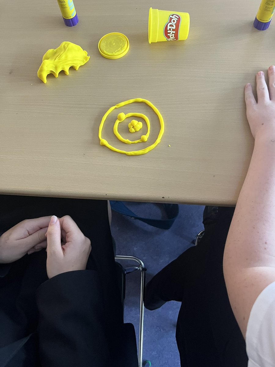 Scott Russell tweet media