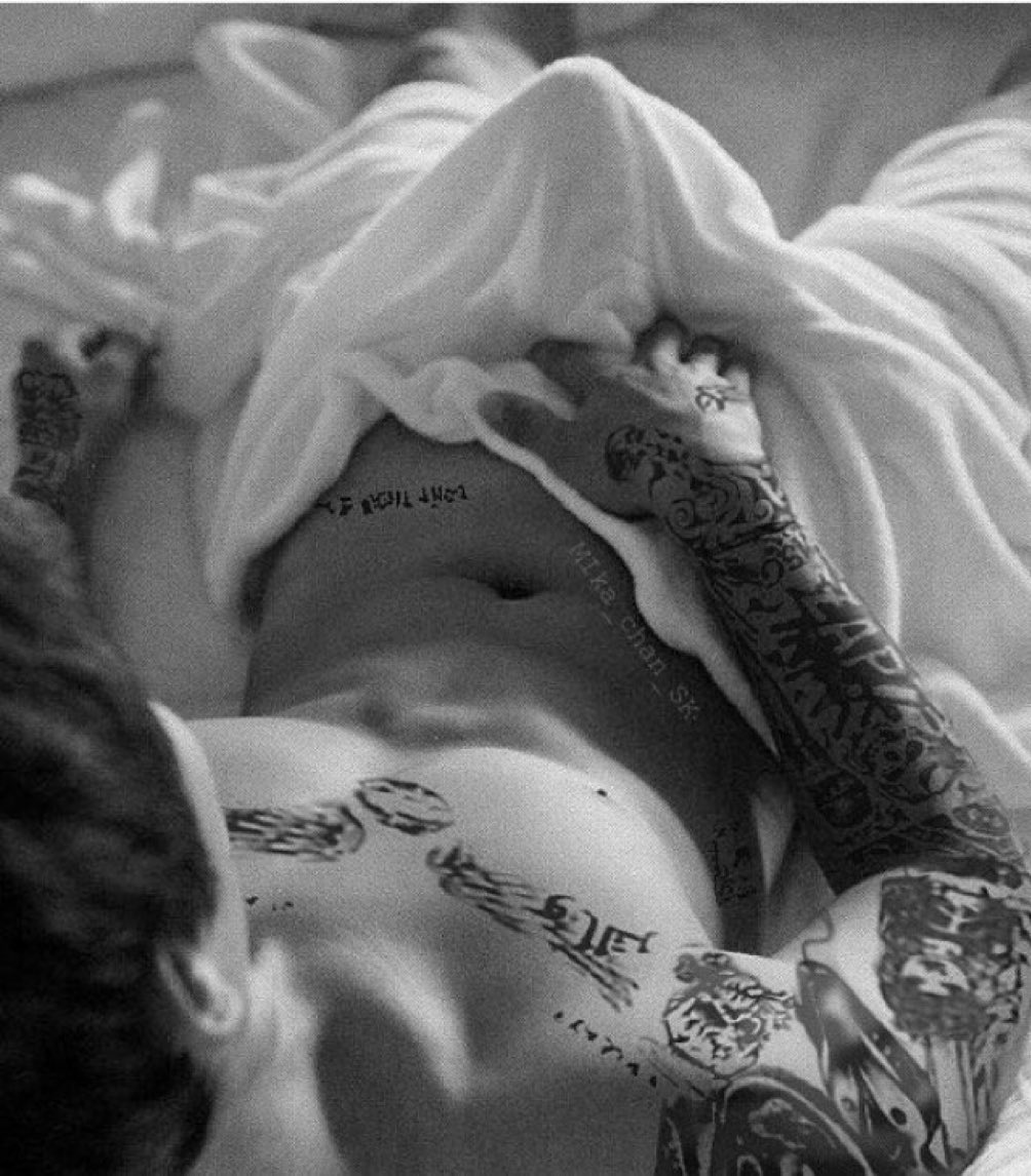 OFHISTATT00S's tweet image. ᅠ
ᅠ
ᅠ
ᅠ
ᅠ
ᅠ
ᅠ
       𝖸𝖮𝖴𝖱 𝖣𝖠𝖣𝖣𝖸 
ᅠ
ᅠ
ᅠ 
ᅠ
ᅠ
ᅠ