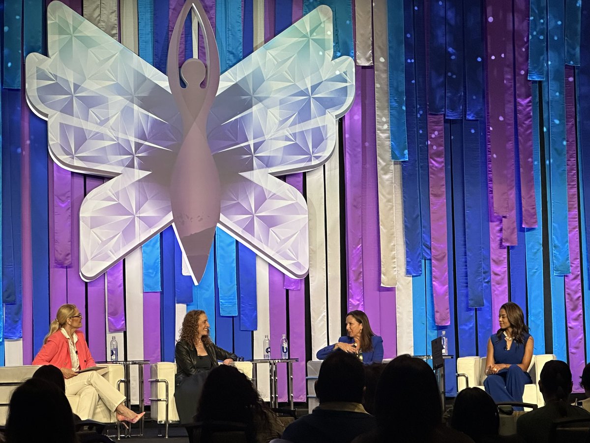 Impactful words from Susan Gambardella, President of Kimberly-Clark International North America: 

“Failure can show up as your own mindset… We are our own worst enemies… Write your own headline, don't let anybody else write your headline.” #2023WLClv ✨