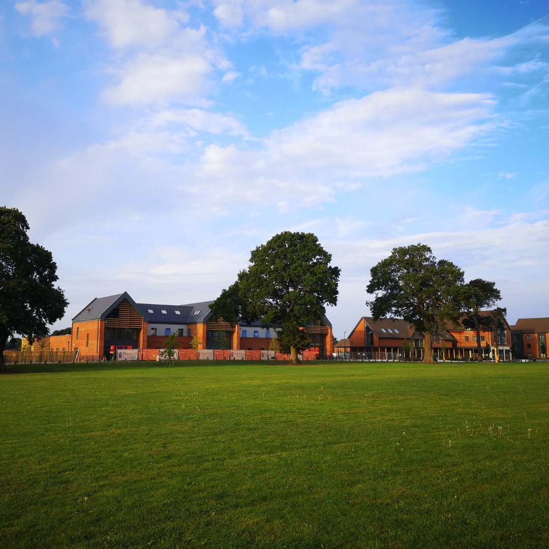 Come and see our new home firsthand! 👋 We'll be opening the doors to our Pease Pottage site to the public for a series of guided tours from Thursday 2 - Saturday 18 November: stch.org.uk/tours/ We’d love to see you there! 👀