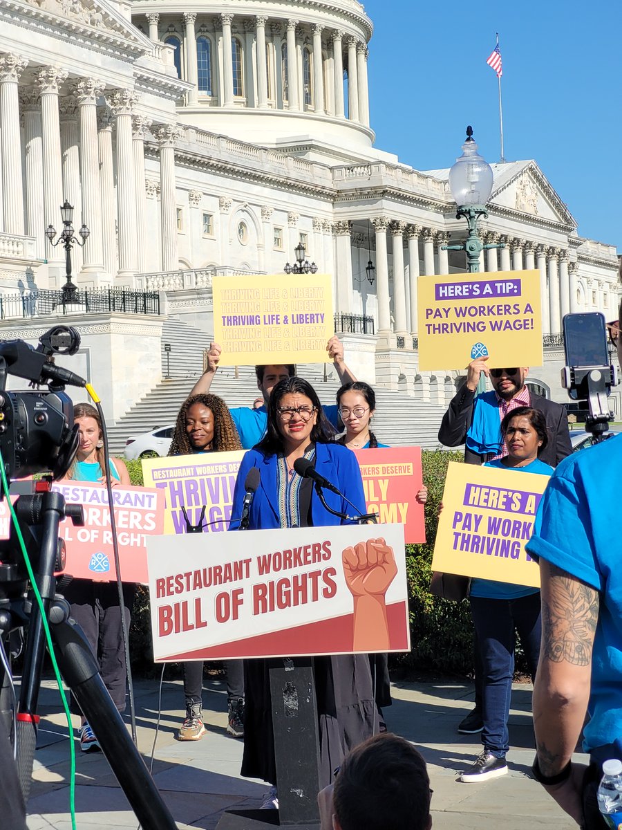foodchainworker's tweet photo. Proud to join our members @rocunited and restaurant workers from across the country at today's press conference for a #RestaurantWorkersBillofRights outside the Capitol! Learn more: https://t.co/NWJCCGfQIs https://t.co/hKTWjdxkRd