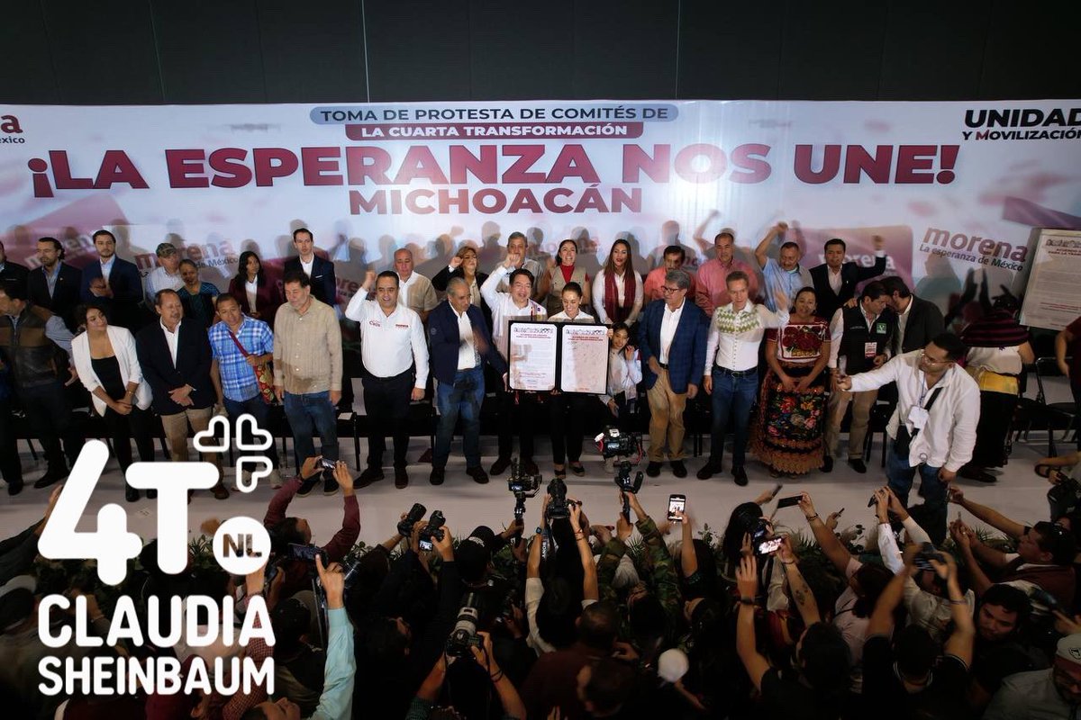 PorlaPrimera_NL's tweet photo. Dra. Claudia Sheinbaum 🤩 estuvo en 📍Morelia, Michoacán para firmar el primer Acuerdo de Unidad para la Transformación 📄
#EsClaudia #JovenEsClaudia #Sheinials #cuartatransformación #4T #ClaudiaSheinbaum #nuevoleon https://t.co/C7emDBQKp9