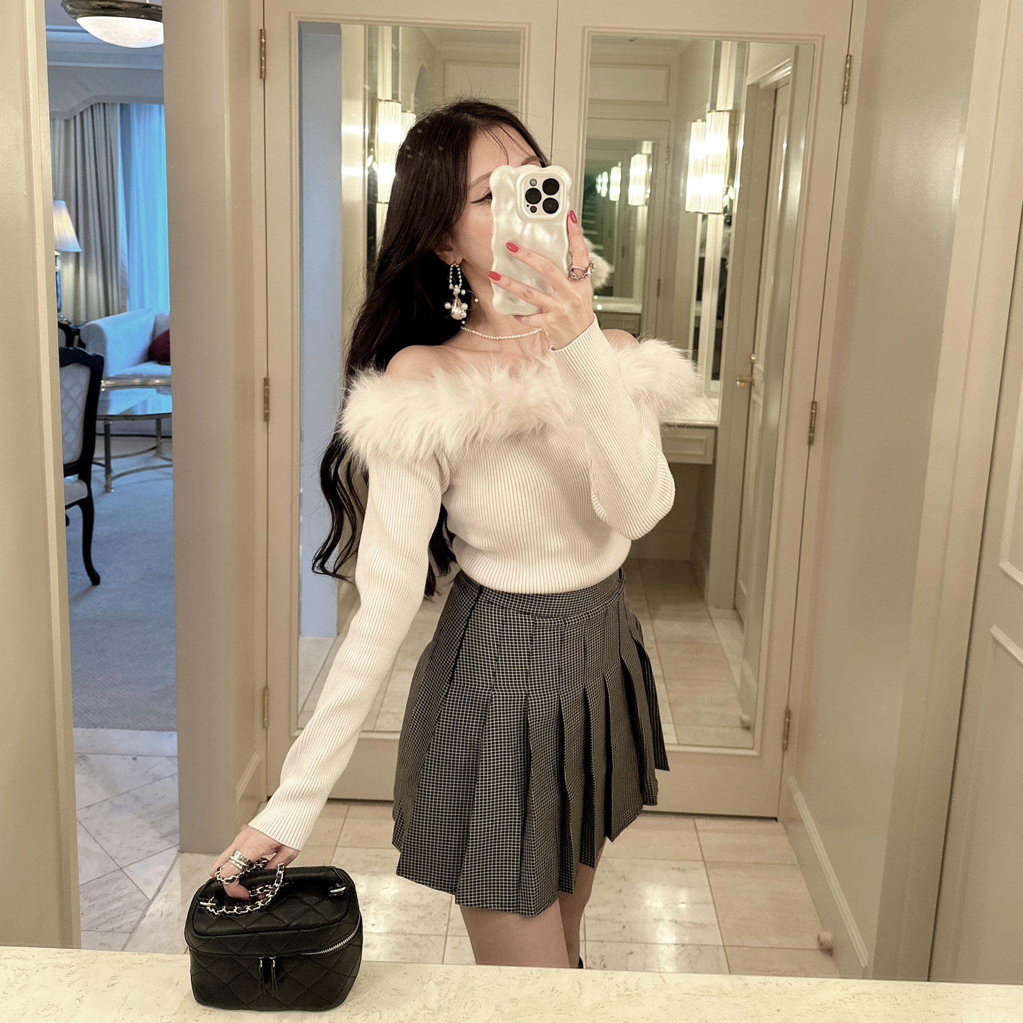 Ayaページ STAFF STYLING＞ staff: @aka._.aya tops:Hock Detail Knit