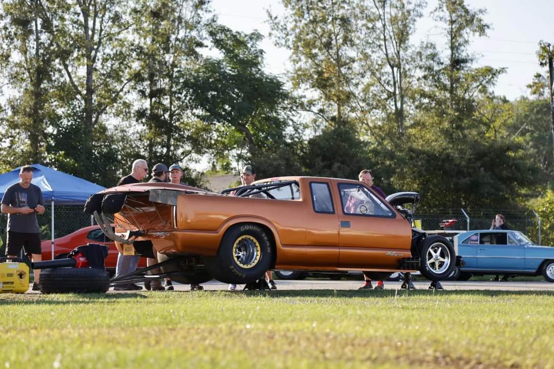 TCIAuto's tweet photo. HOT ROD DRAG WEEK IS HERE!!!
Good luck to all hitting the strip this tour.
#tci #tcitechnology #tciautomotive
#transmission #racingtransmission #torqueconverter #fourspeed #4speed #sixspeed #6speed #shifter #flexplate #NHRA #racing #carparts #racingcarparts #gofast https://t.co/wnV4pn0IiN