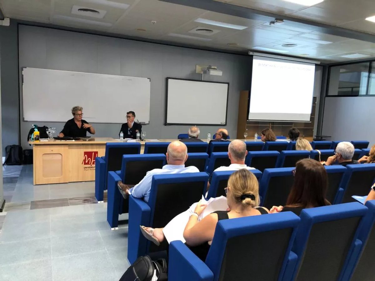 blockiure's tweet photo. 📢 Muy orgullosos de nuestra CEO, @@belenn30, que ha compartido sus conocimientos y experiencia en el "XX Foro Aranzadi Social Elche" de Aranzadi - España.  👉 https://t.co/MIblON1qKk

#Blockchain #DerechoLaboral #TransformaciónDigital #Blockiure #XXForoAranzadiSocialElche https://t.co/1DTe1r0hVS