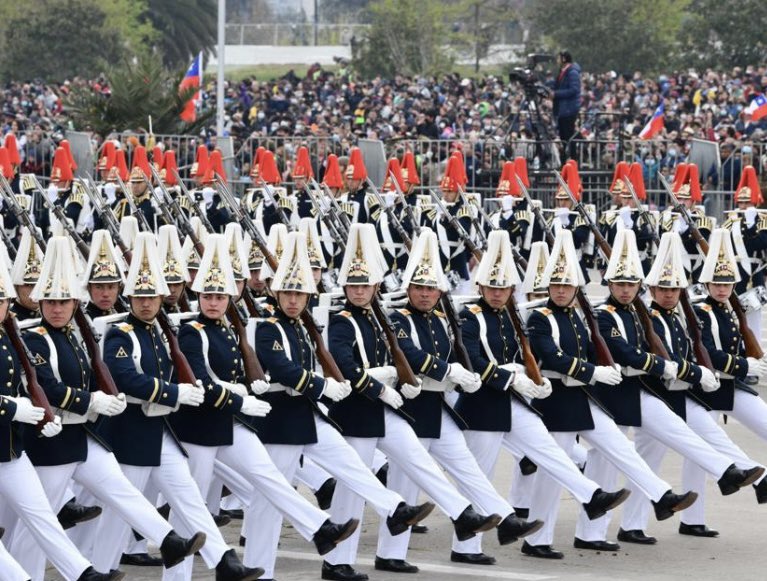 joseantoniokast's tweet photo. Gran #ParadaMilitar2023 
Felicitaciones nuestro Ejercito. Gracias a las distintas ramas de las FFAA y de Orden. Han sido, son y serán un orgullo para todo Chile 🇨🇱 https://t.co/LDamIYgz8x