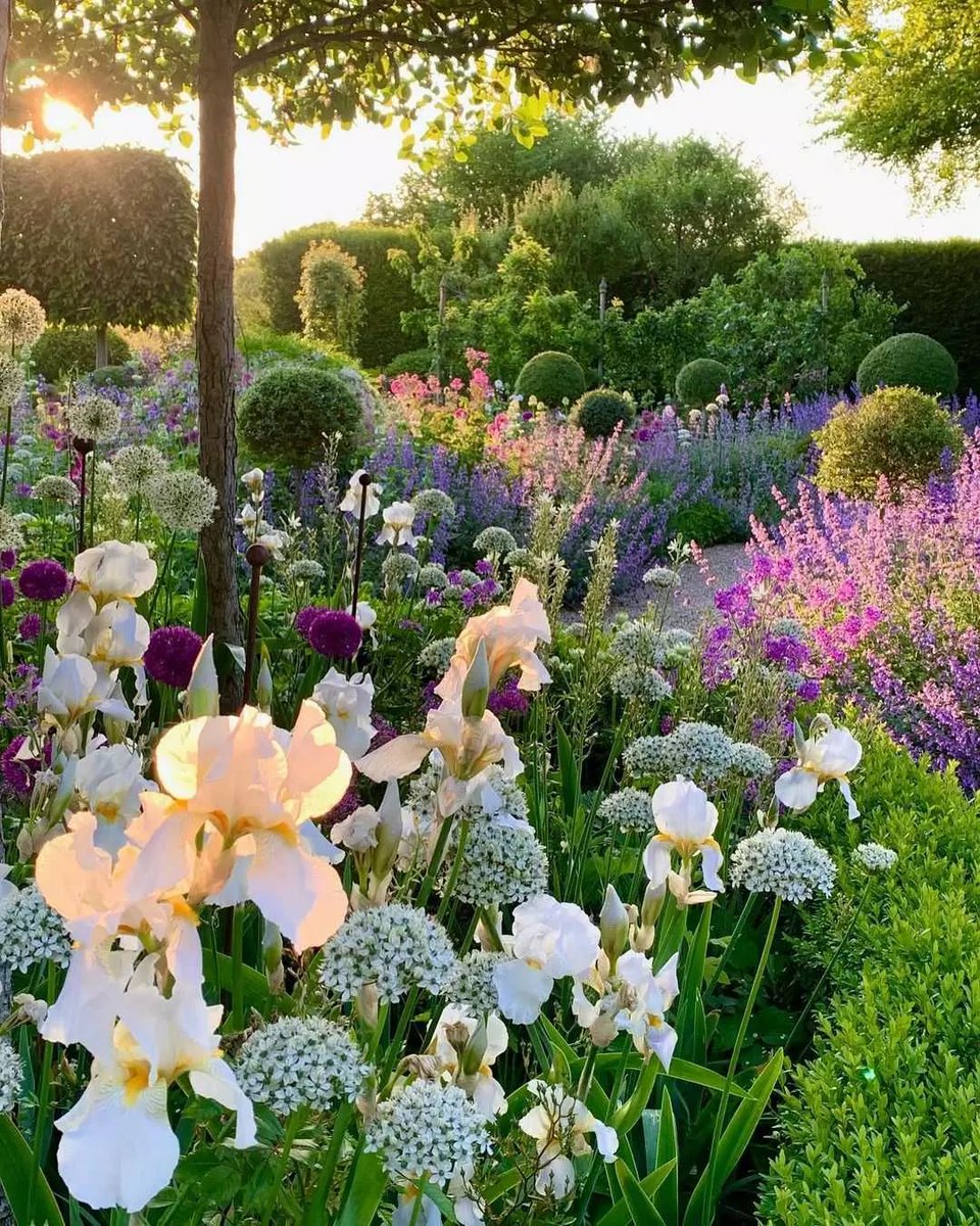 Gardens are moments in time and that each is fleeting, but the power of nature and gardens to stimulate and nurture creativity is a wonderful and magical power