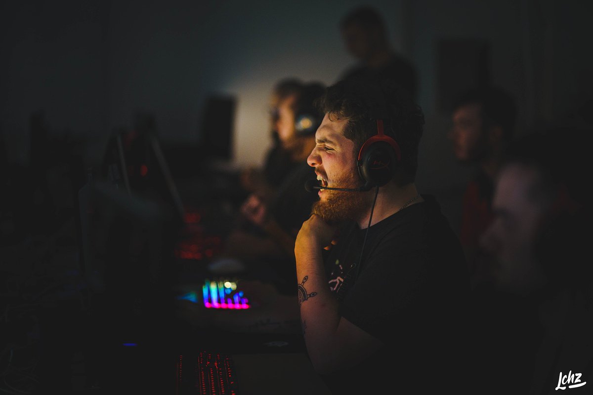 GGLanBrest's tweet photo. Retour en images sur une GG-LAN au @cesi_officiel BREST pour vous donner envie d'y venir ! 🎮
Pour les inscriptions c'est ici --> https://t.co/awtEePKxiK https://t.co/ScJlWziXAR