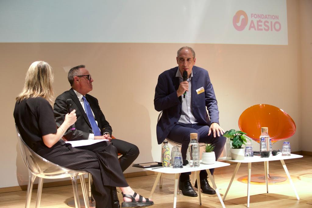 Fondation Aésio (@fondationaesio) on Twitter photo <a href="/PatrickBrothier/">Patrick Brothier</a> <a href="/AesioMutuelle/">AÉSIO mutuelle</a> "<a href="/AesioMutuelle/">AÉSIO mutuelle</a> est une entreprise différente, qui s'engage dans un environnement qui a souffert avec la dernière pandémie. Nous sommes une mutuelle qui accompagne toutes les populations et qui se mobilise, c’est exactement ce que la Fondation fait au quotidien." <a href="/OBrenza/">Olivier Brenza</a> <a href="/PatrickBrothier/">Patrick Brothier</a> <a href="/AesioMutuelle/">AÉSIO mutuelle</a> "<a href="/AesioMutuelle/">AÉSIO mutuelle</a> est une entreprise différente, qui s'engage dans un environnement qui a souffert avec la dernière pandémie. Nous sommes une mutuelle qui accompagne toutes les populations et qui se mobilise, c’est exactement ce que la Fondation fait au quotidien." <a href="/OBrenza/">Olivier Brenza</a>