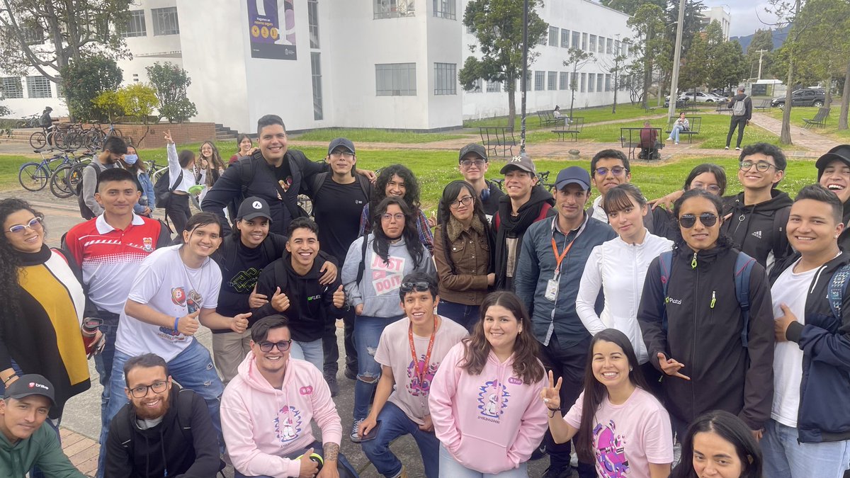 50+ attendees at our <a href="/UNALOficial/">Universidad Nacional de Colombia</a> workshops🎉🇨🇴

Push LATAM Ambassadors <a href="/incakolitazero/">Dani ❣️</a> <a href="/JoelEsDar/">Joy</a> <a href="/Robertointech/">Rob🦇🔊</a> and <a href="/CarlaUpgrade/">Carla Martínez</a> crushed it hosting excellent workshops on building with <a href="/pushprotocol/">Push</a> alongside <a href="/PushEnEspanol/">Push En Español | Push Chain⛓️</a> and <a href="/Turingbox_/">TuringBox</a>  🔔

#PoweredByPush