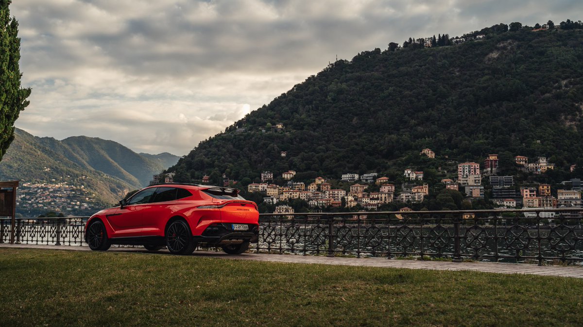 Aston Martin tweet media