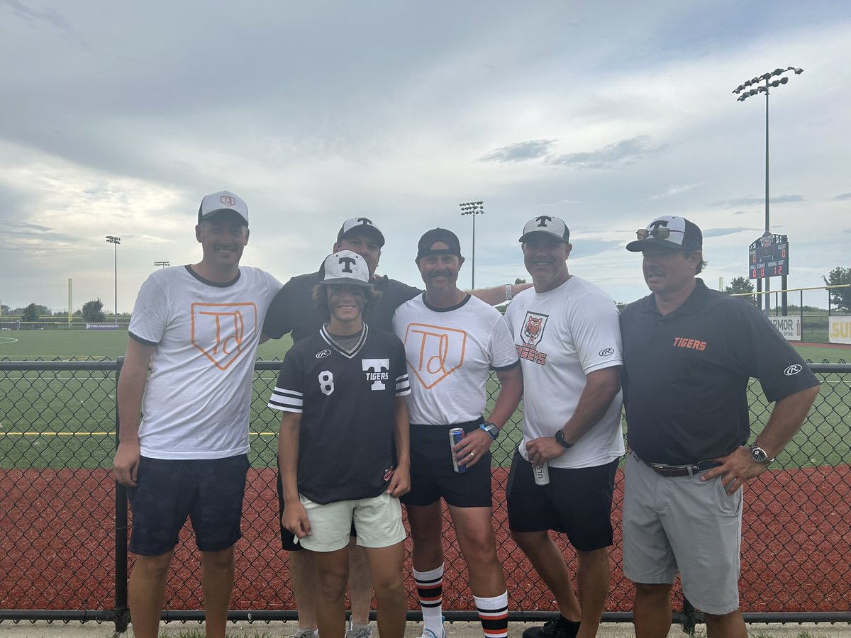 DominicWoods27's tweet photo. Too much to say but thank you to Rawlings Tigers - Kreikemeier.  After 7 years, all the memories, the experiences, the wins, the losses, the friends, the families and everything in between.  I will miss this 🧡 https://t.co/CMOPItEIQu
