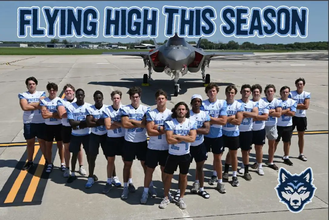 WestWolvesFB's tweet photo. #Seniors
#LeaveALegacy https://t.co/NRI1L4uw46