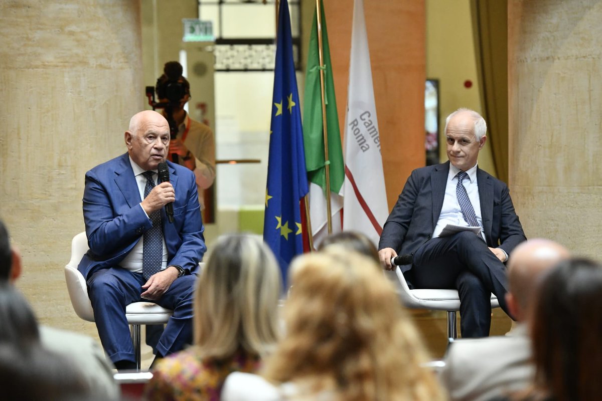 Comin & Partners (@cominandpa) on Twitter photo Promuovere la semplificazione normativa per un'Italia più efficiente, trasparente e competitiva, questo il tema al centro di "Le #buoneleggi. #Semplificare per far ripartire l’Italia", l’evento organizzato dal
<a href="/Min_Casellati/">Maria Elisabetta Alberti Casellati</a> che si è tenuto oggi al Tempio di Adriano a #Roma. Promuovere la semplificazione normativa per un'Italia più efficiente, trasparente e competitiva, questo il tema al centro di "Le #buoneleggi. #Semplificare per far ripartire l’Italia", l’evento organizzato dal
<a href="/Min_Casellati/">Maria Elisabetta Alberti Casellati</a> che si è tenuto oggi al Tempio di Adriano a #Roma.