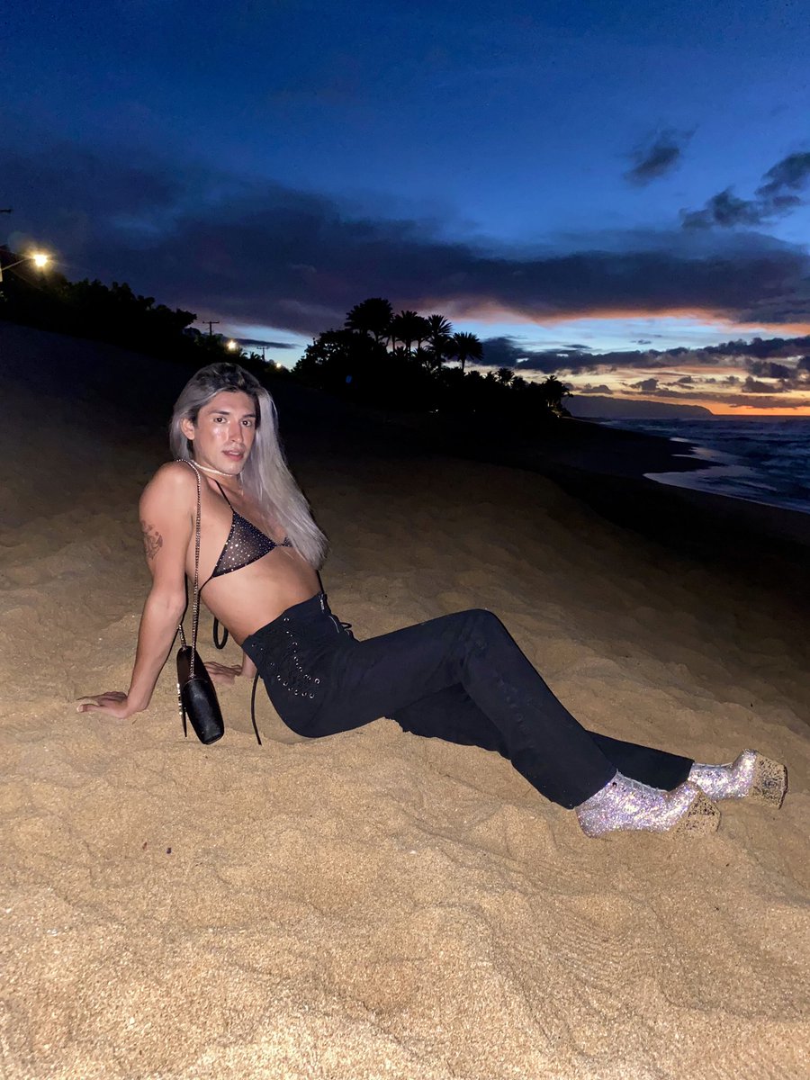 ChloeCointreau's tweet photo. Have you ever fcked on a beach? 🧜🏽‍♀️🌊 #gay #ladyboy #trans #tranny #twink #LGBTQ #LGBTQIA #fem #femqueen #crossdresser #sissy #kinky https://t.co/9WBvYjbCA1