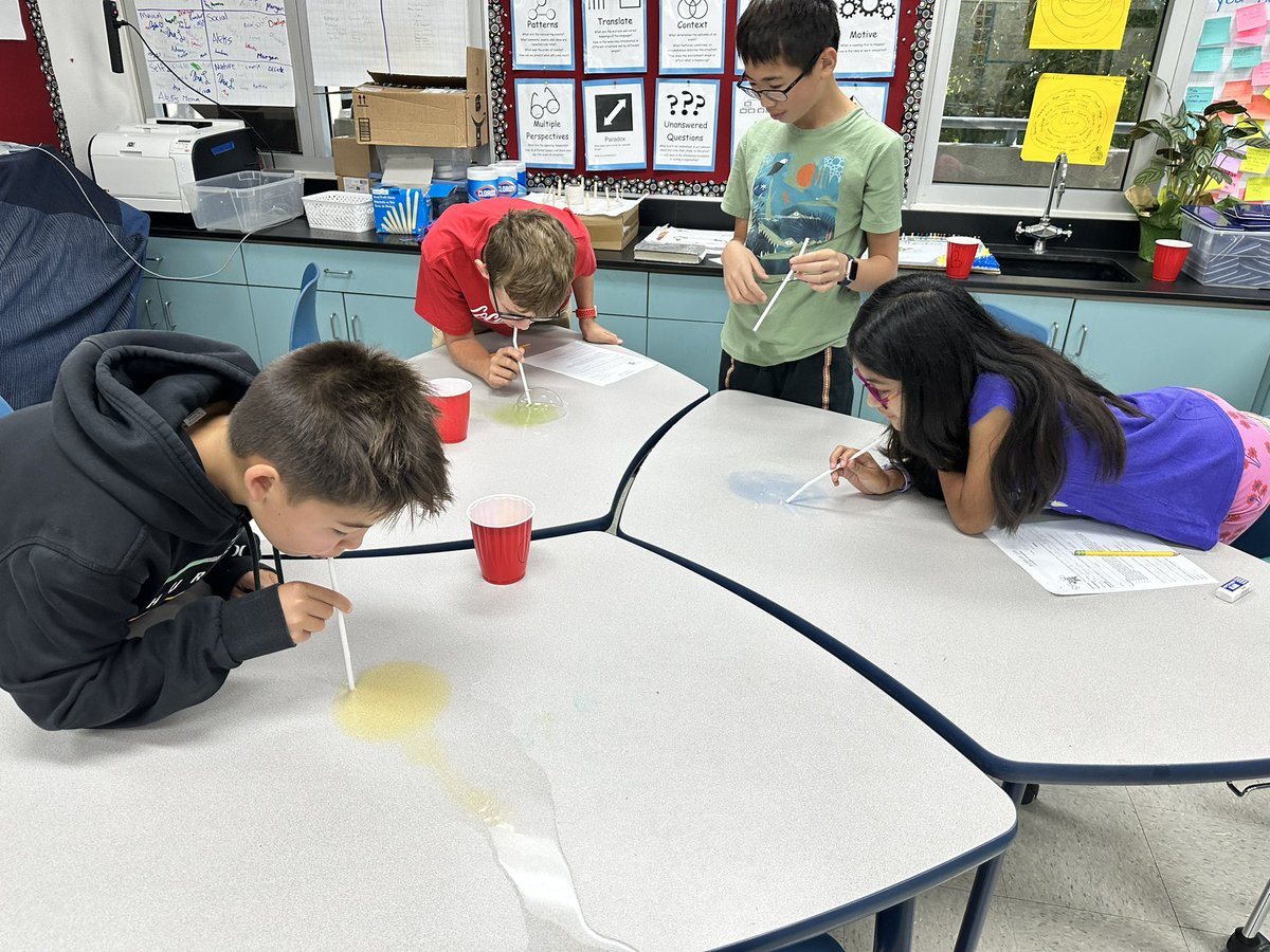 RRinaldi711's tweet photo. Scientific Method: hypothesis, independent variables, dependent variables, data collection, analysis, and a GIANT FUN MESS! Bubbles Lab! @GATEatAEWright @AEWrightMS #lvusd https://t.co/i30OkOdA56