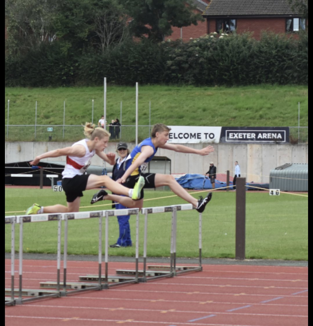 MonktonSport's tweet photo. Congratulations to Monkton pupil Will G, who placed 3rd in the South West for 80m hurdles this Summer 🏃‍♂️👏 #Hurdles #MonktonAthletics #TeamBathAC https://t.co/hhpRNEuHww