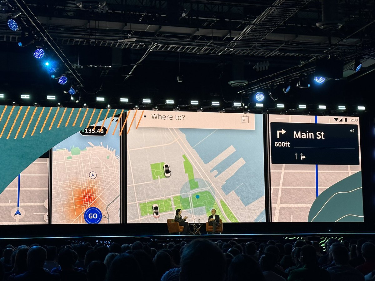 QuadStack's tweet photo. Woah!! @Oracle CEO mentions how @OracleCloud powers the big changes at @Uber! Now, with #UberDirect, #Oracle connects #POS systems directly to the driver/end user; helping grow profits! @CloudWorld #ocw https://t.co/gBMpiDVbuR