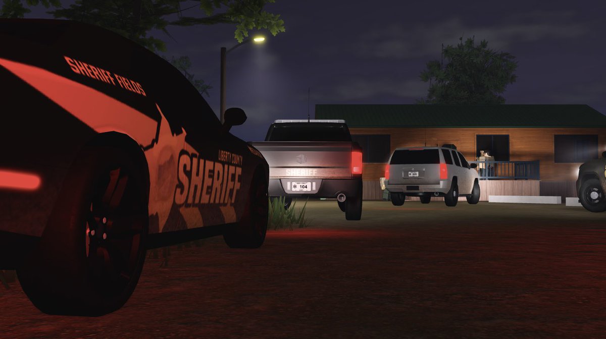 AP_LCSO's tweet photo. Sweeney is suspected to have driven to the cabin, stopped for to rest, eat, and change his clothes before fleeing into the wilderness. He is currently at large and is not believed to have left the park. Please contact the LCSO with any information regarding this situation. [4/4] https://t.co/7V7RqJz7UY