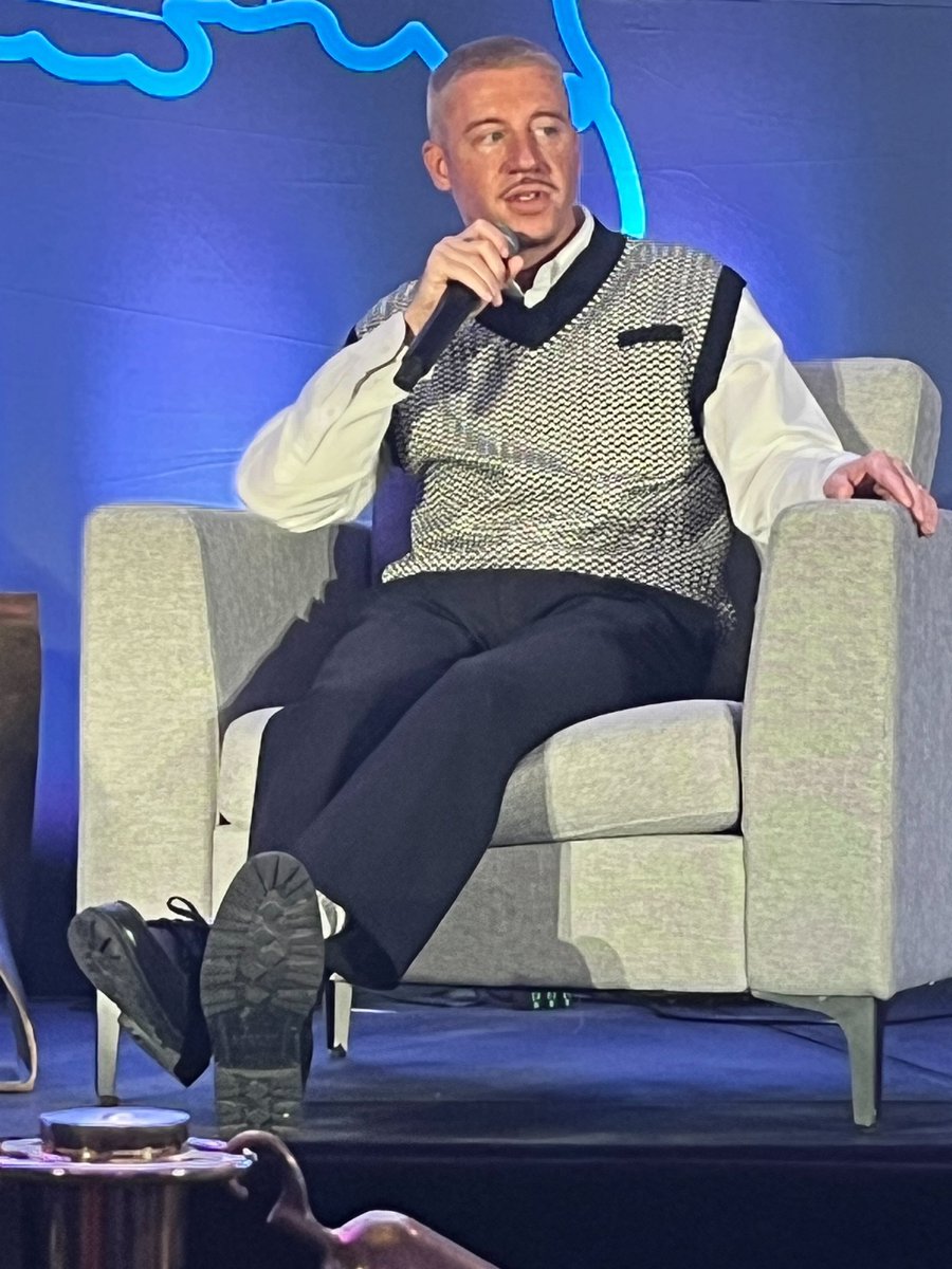 MobilizeRecover's tweet photo. 'The true job of recovery is to help other people.'
-MACKLEMORE, GRAMMY-AWARD WINNING AMERICAN RAPPER, SINGER, AND SONGWRITER
| MOBILIZE RECOVERY | SEPTEMBER 18, 2023 | DC
#MobilizeRecovery #Macklemore https://t.co/7h82cOnQfA
