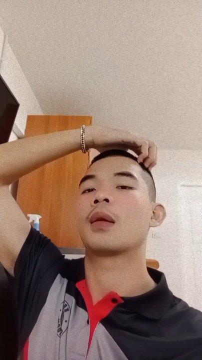 mengjay95's tweet photo. "ไม่ใช่แค่กล้วยนะที่หอม  แก้มเราก็หอม"💂🏻‍♂️🤗🤭😘 #หัวเกรียน #ทหาร #แคปชั่นโสด #แคปชั่นเด็ด #แคปชั่นอ่อย #แคปชั่นน่ารัก #รีทวิต #ฟีด https://t.co/GE8OFhERBO