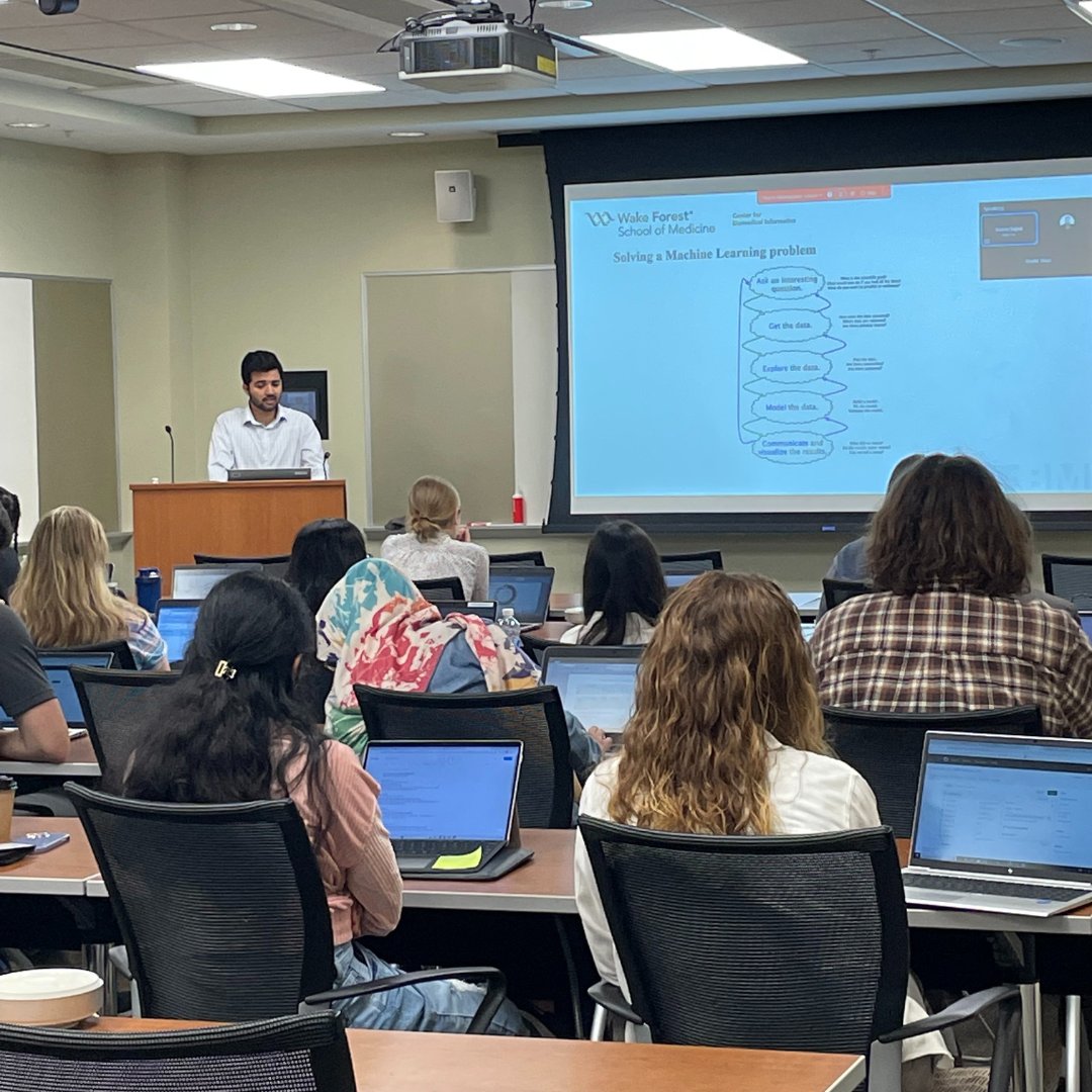 wakeforestmed's tweet photo. Here’s to shaping the future! ⚛️ This year, a group of 21 students participated in our @WFBMI internship program. 1️⃣2️⃣ of these bright minds were supported by a grant that focuses on uplifting underrepresented minorities in the field. Learn more. https://t.co/RR8rsflJAh https://t.co/eOVqyPQFPR