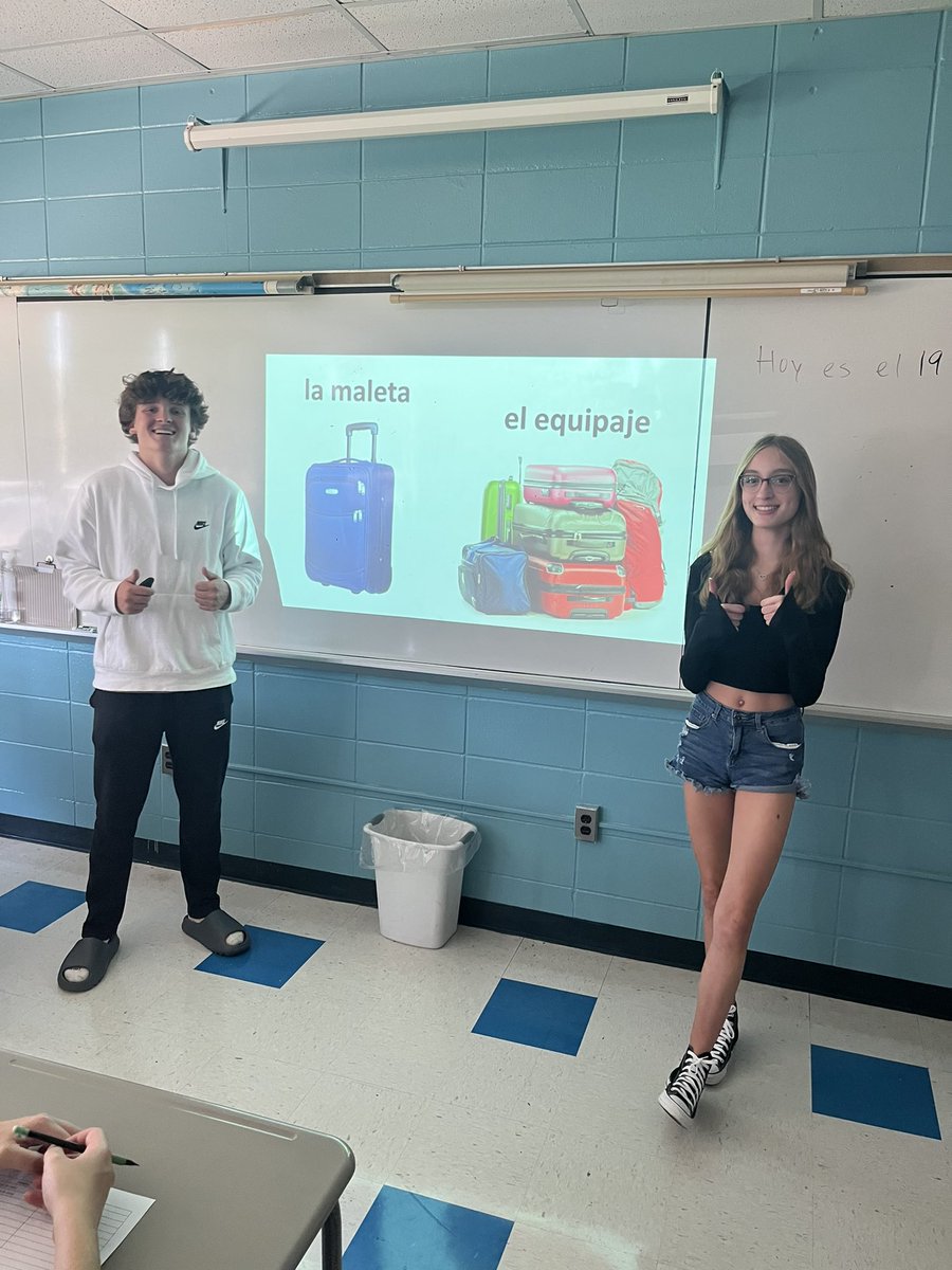 Spanish 3 review! #WeAreHowell #theRegional :)