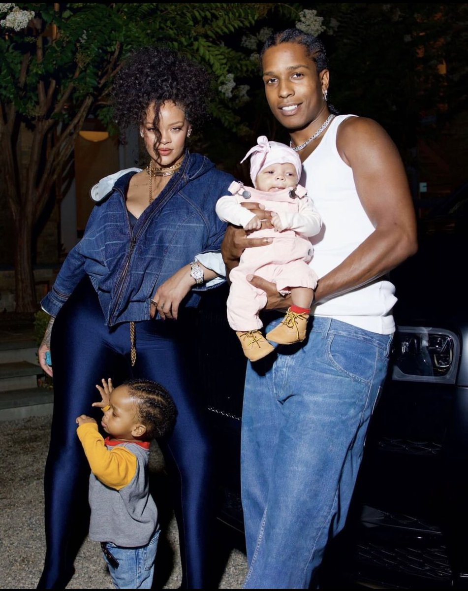 MediaKingPins's tweet photo. Introducing Rihanna and ASAP Rocky’s new baby son, Riot, for the first time! The former British Vogue cover star has shared adorable images of her growing family, which became a party of four in August. https://t.co/UsQpems9JF