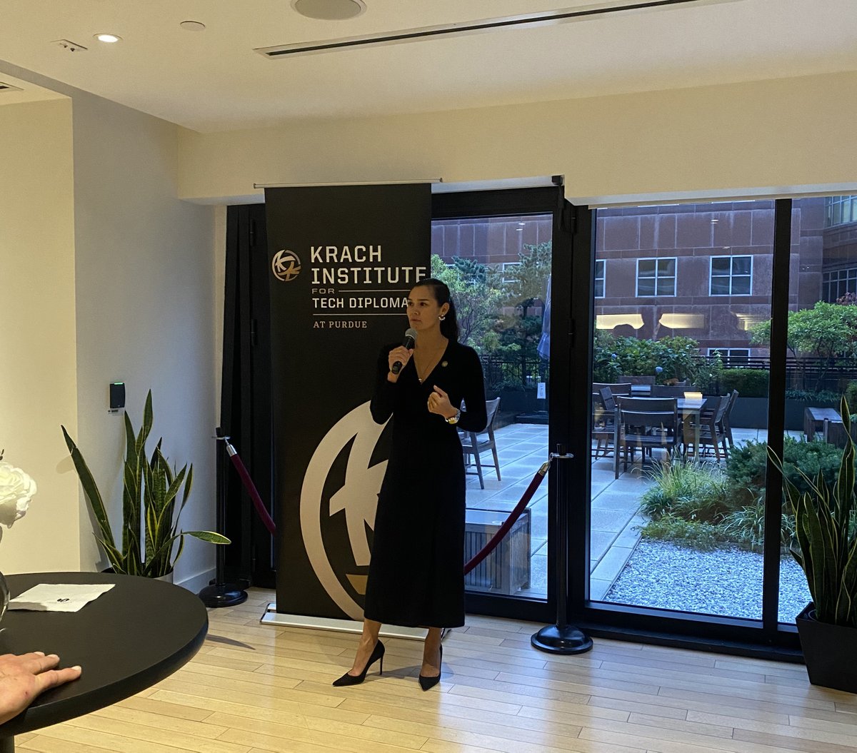 “We are training future leaders of the free world. We are honored and excited to work with everyone in this room, everyone has a role to play.” - @MichelleGiuda, CEO of the @TechDiplomacy Yesterday evening, following the remarkable kick-off of @ConcordiaSummit, the Krach…