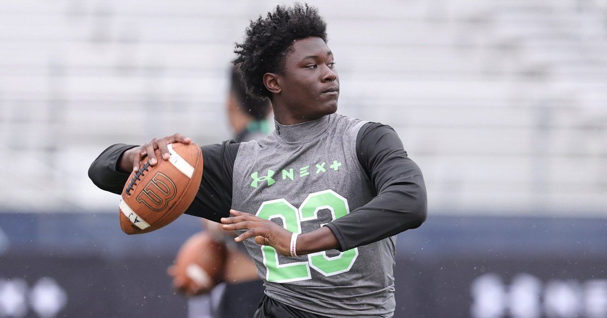 The #Gators are back on the rise with top-100 prospect Antwann Hill. #UF welcomed the highly-regarded QB back to Gainesville on Saturday. 'Communication is real good.' MORE: on3.com/teams/florida-… (On3+)