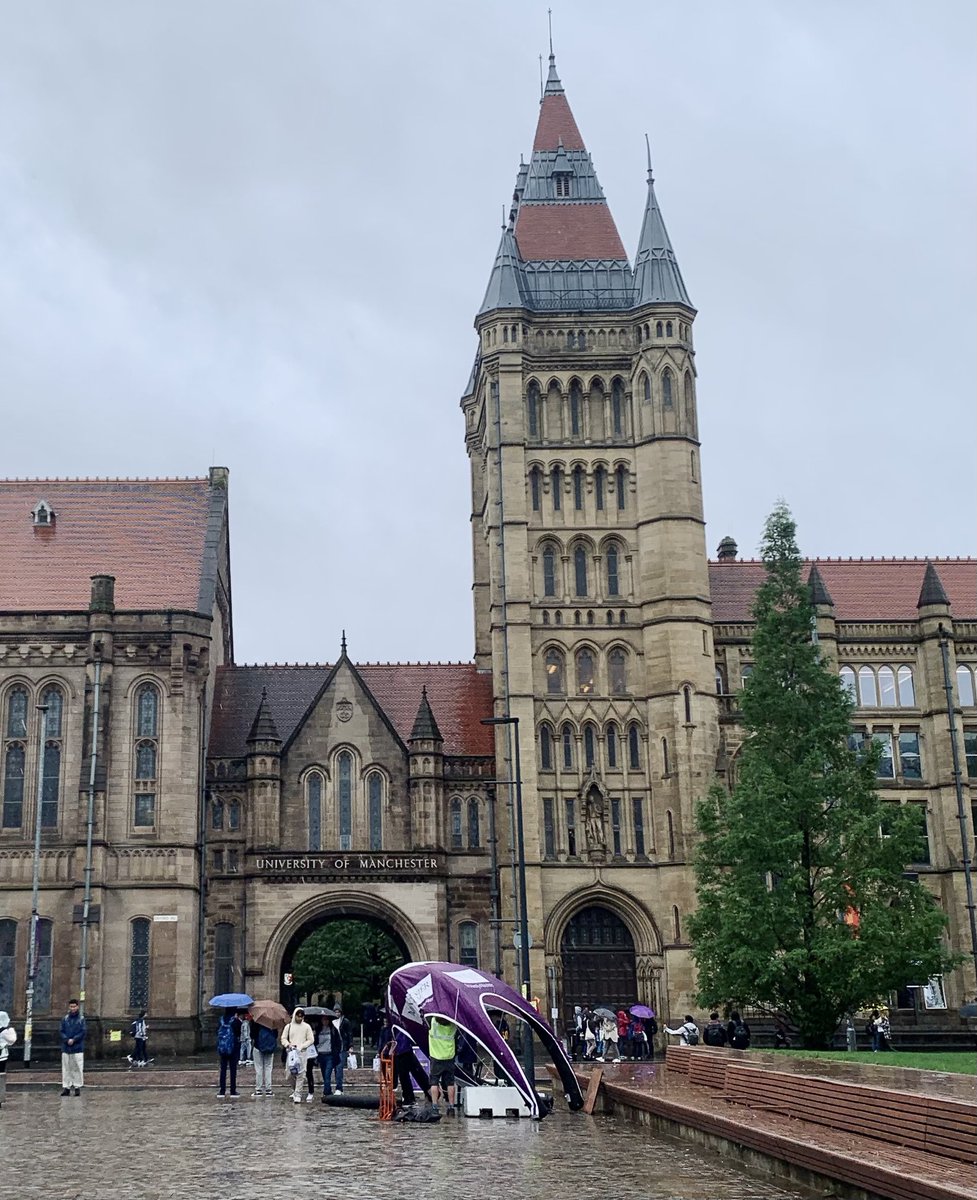 Thank you to Janice and the careers team ⁦@OfficialUoM⁩ for a fantastic morning at their nursing careers event. It was an absolute pleasure to talk about #NationalPreceptorship #CareerTransitions #EarlyCareerNursing with your amazing students 🤩 #FutureNurses