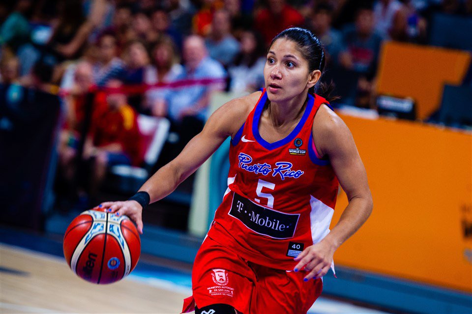 Finalistas para cargar la Monoestrellada 🇵🇷 en los Juegos Panamericanos de Santiago, 🇨🇱:

Féminas:
✔️María Perez,🥋 
✔️Pamela Rosado, ⛹️‍♀️
✔️Melanie Díaz, 🏓 

Varones:
✔️Jean Pizarro, 🏹
✔️Yeziel Morales, 🏊‍♂️

¿Quiénes deben ser los abanderados?