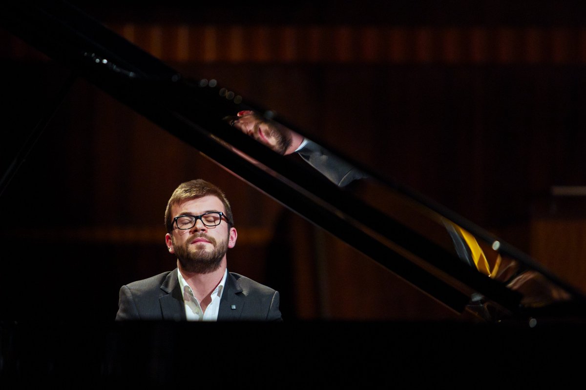 Guest Artist Nicolas Bourdoncle will directly teach his skill to York’s brightest pianists on October 7 at 1:30-3pm. Admission is FREE for all Master Class attendees. Please enter through the <a href="/AppellCenter/">Appell Center</a> Strand Theatre's main entrance on N George Street.