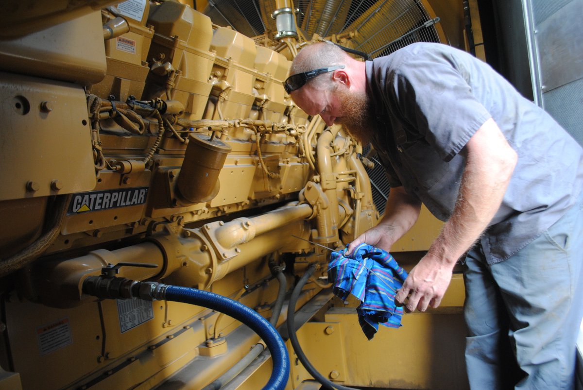 Generatr_Source's tweet image. When was the last time your generator was serviced? Our field services team performs maintenance, repairs, load tests and more. We operate in Colorado, Florida, and surrounding areas. Learn more at ow.ly/FPxo50PKfYl. 

#FieldServices #Generator #Maintenace #CO #WY #FL #GA