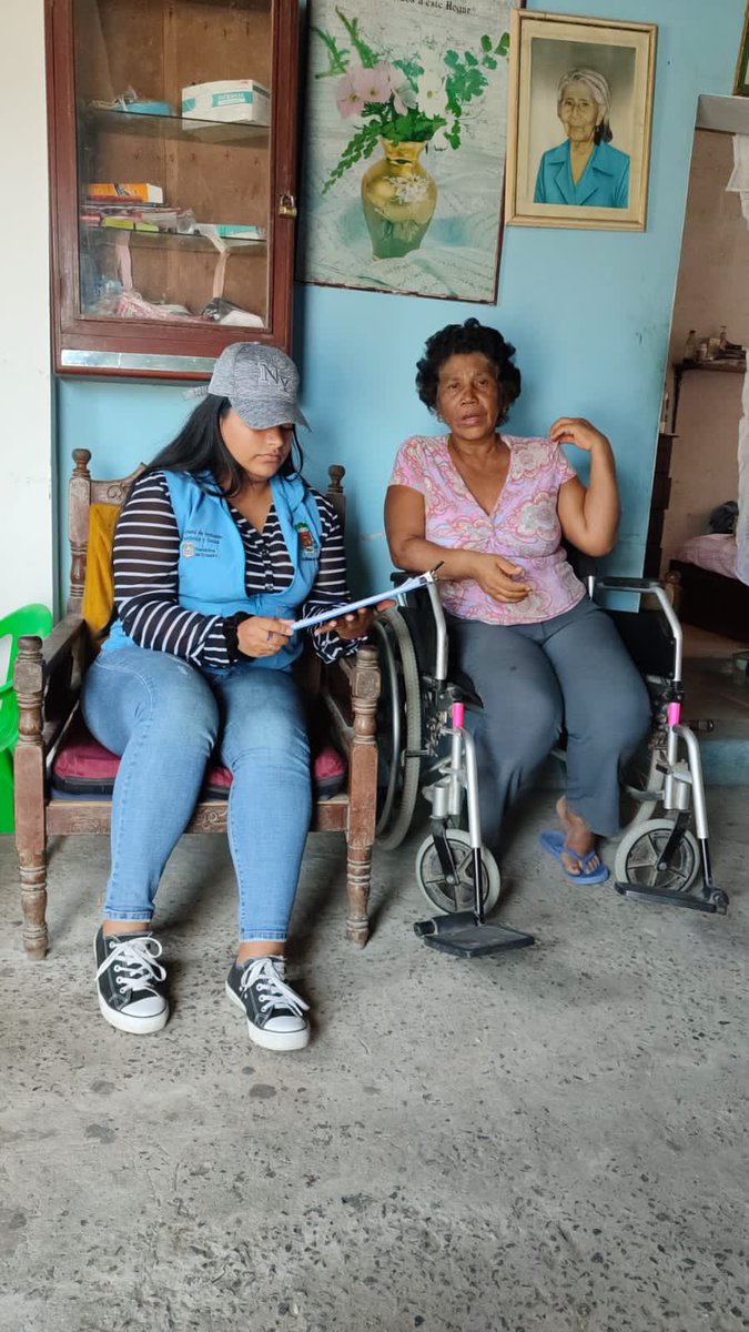 DHumanoEc's tweet photo. #Manabí | El distrito #Jama #Pedernales se activó este fin de semana en la parroquia #Canoa, donde se inició un levantamiento de información, a fin de determinar la situación de las familias y el riesgo en que se encuentran las niñas, niños y adolescentes de la localidad. https://t.co/MipjIlBXVn