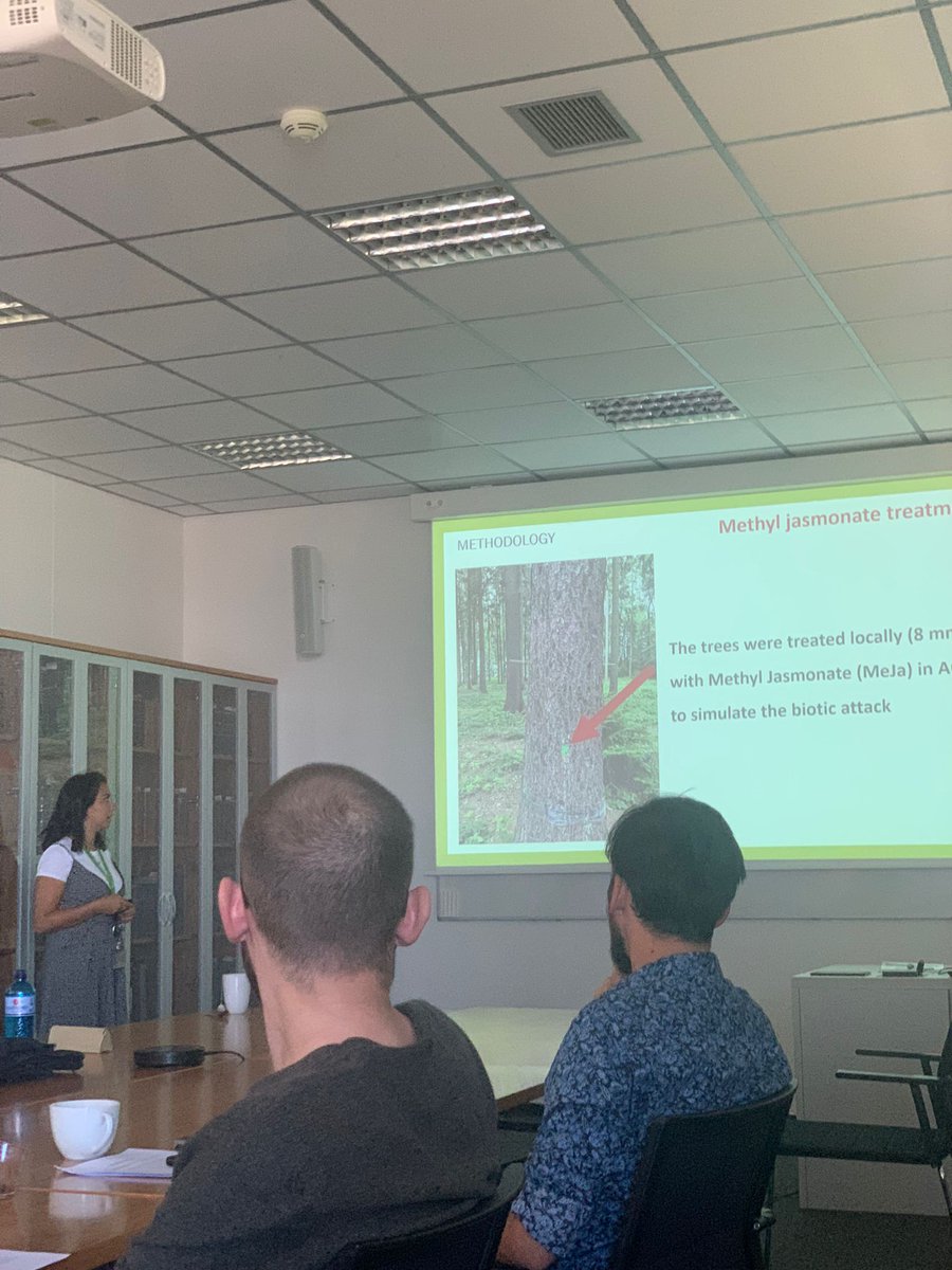EcologyInsects's tweet photo. A Little Look Back at the Student Symposium in Chemical Ecology ended with a Laboratory tour. The symposium was in the Faculty of Forestry and Wood Science, Czech University of Life Science, Prague, Czech Republic, and was conducted at the beginning of September. https://t.co/hAsVfaH4M3