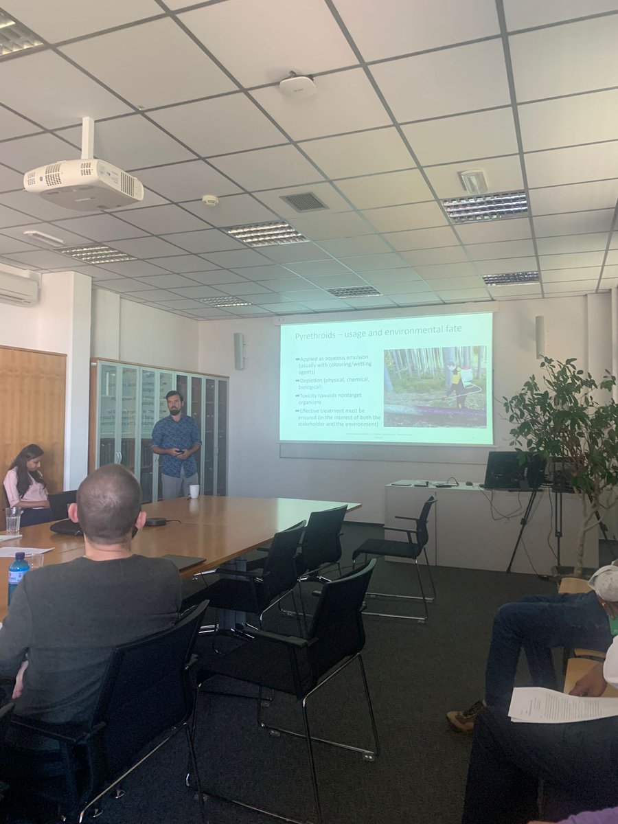 EcologyInsects's tweet photo. A Little Look Back at the Student Symposium in Chemical Ecology ended with a Laboratory tour. The symposium was in the Faculty of Forestry and Wood Science, Czech University of Life Science, Prague, Czech Republic, and was conducted at the beginning of September. https://t.co/hAsVfaH4M3