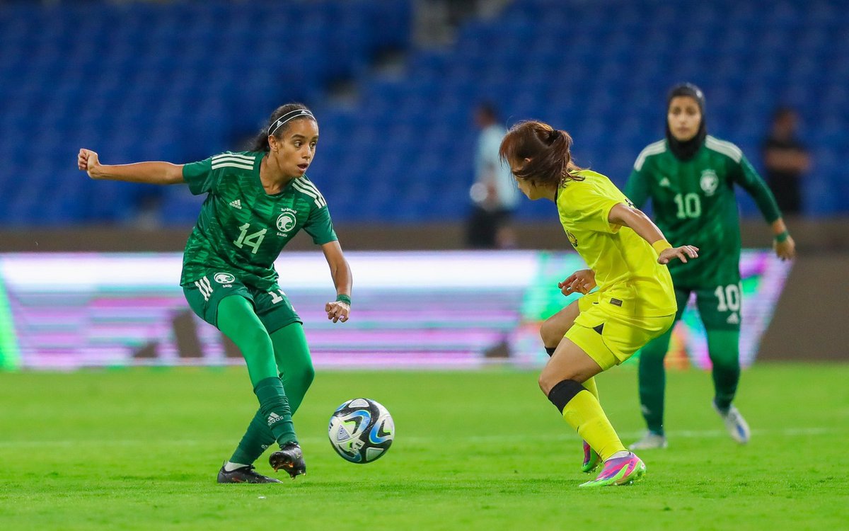 Saudi2026Bid's tweet photo. An impressive performance by our girls 😍

Our Women's National Team drew with Malaysia at the Women's International Friendly Tournament yesterday 💪

Here's to even greater success 🌟

#Saudi2026 | #TogetherForAsia | @saff_wfd https://t.co/OoRl2Fuiq9
