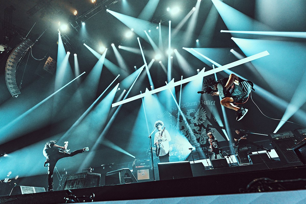 9mm_official's tweet photo. 【19th Anniversary Tour】 

9mm19周年
9/19(火)@日本武道館

9年ぶりの武道館ありがとうございました！

photo by 西槇 太一①②＆河島遼太郎③④ https://t.co/KGYWnZ5tN3