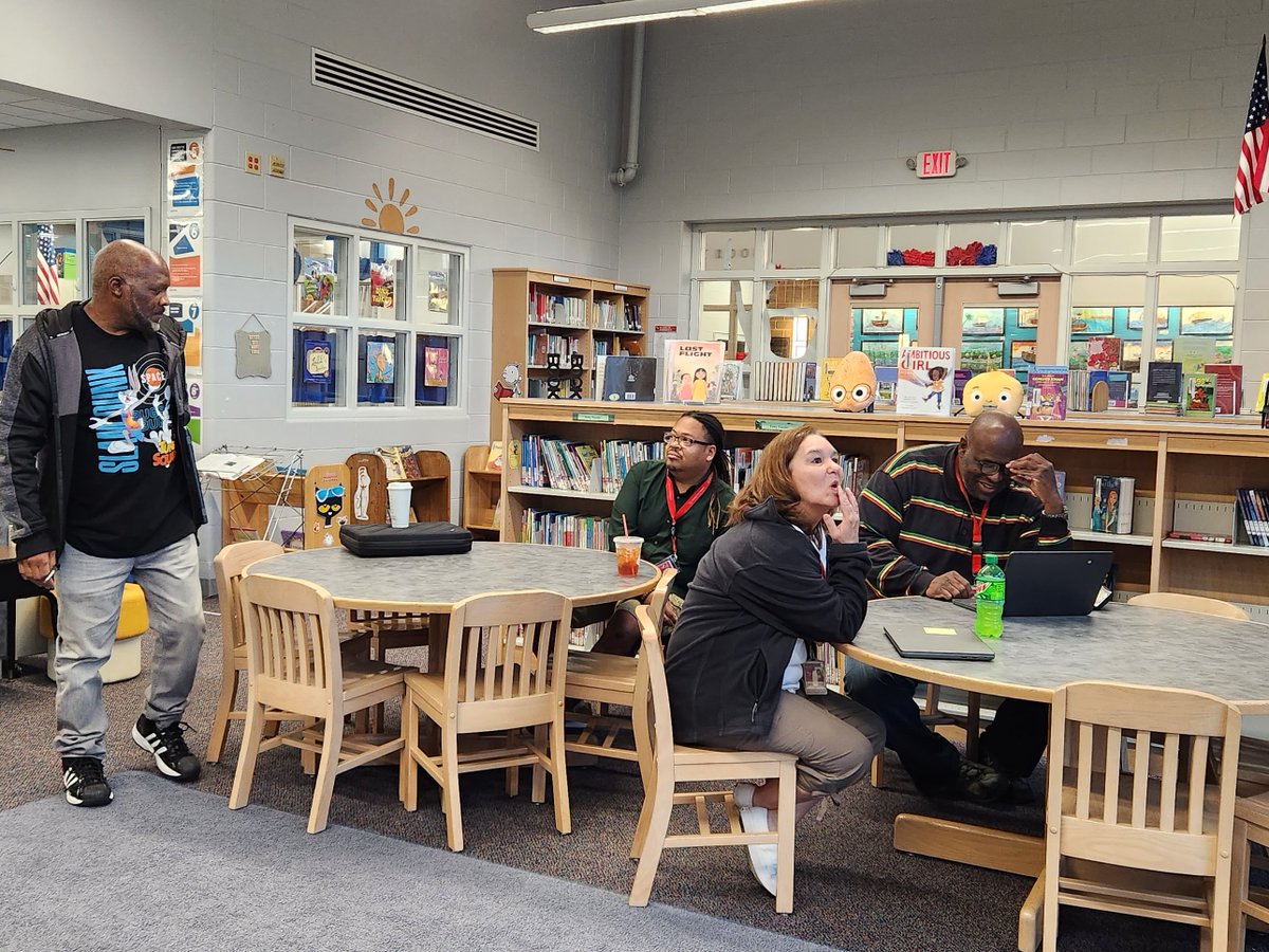 Rachel Porter tweet media