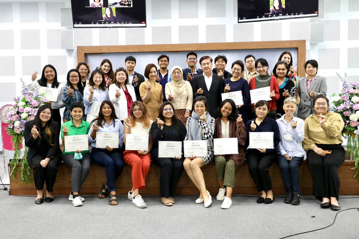 ATCSW_ExecDIR's tweet photo. Congrats Anti-Human Trafficking for Gov-INGOs-NGOs-SE-Private-CSR&amp;Youth-Volunteers of both Social Workers and Social Service Workforces-educators and professionals. 

@aseantcsw https://t.co/Of9Q8nbLm2