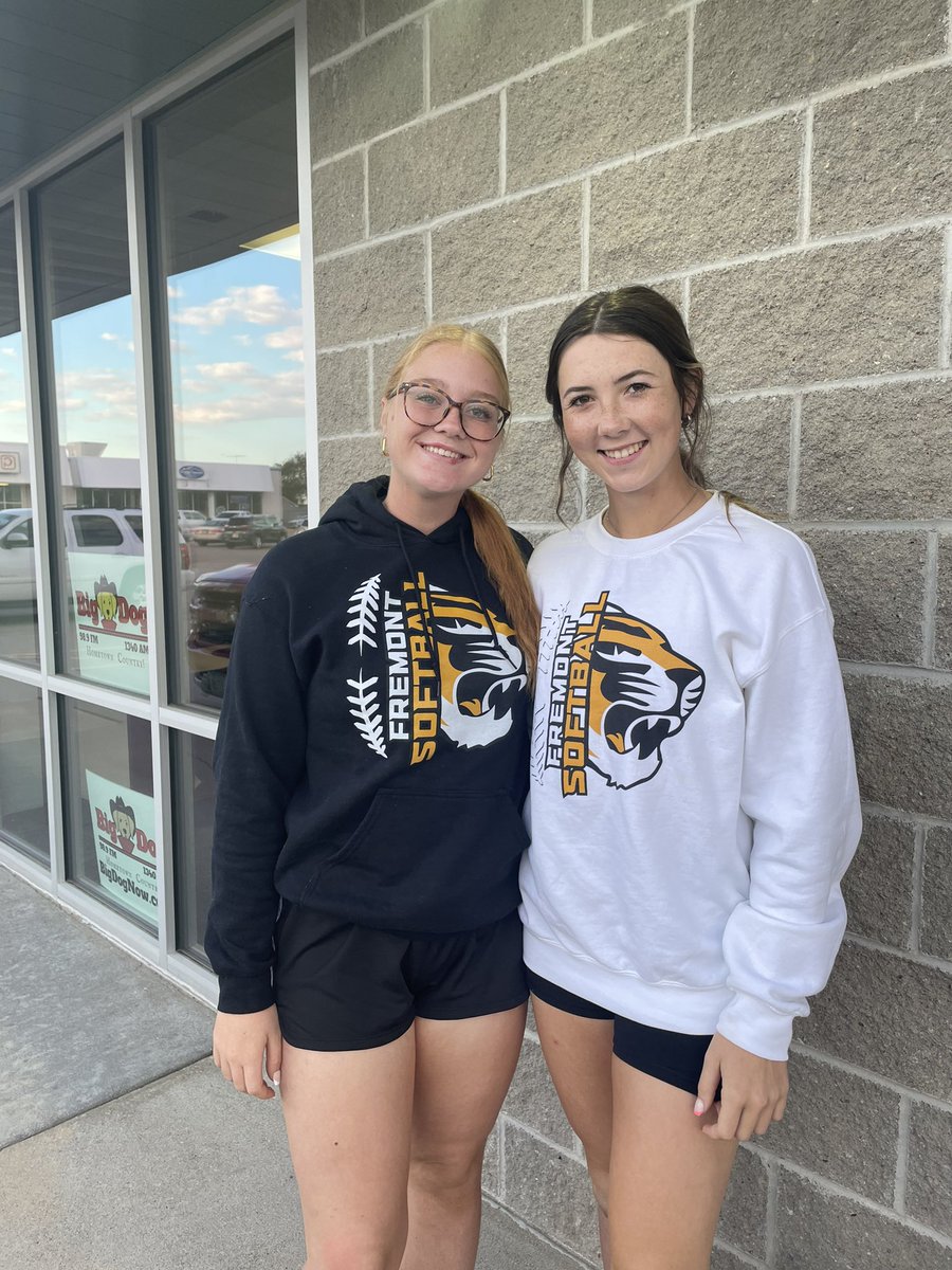 fremontsoftball's tweet photo. Jocelyn and Avery will be on @KHUBKFMT soon listen as they talk about Fremont softball. https://t.co/E709SJhLlA