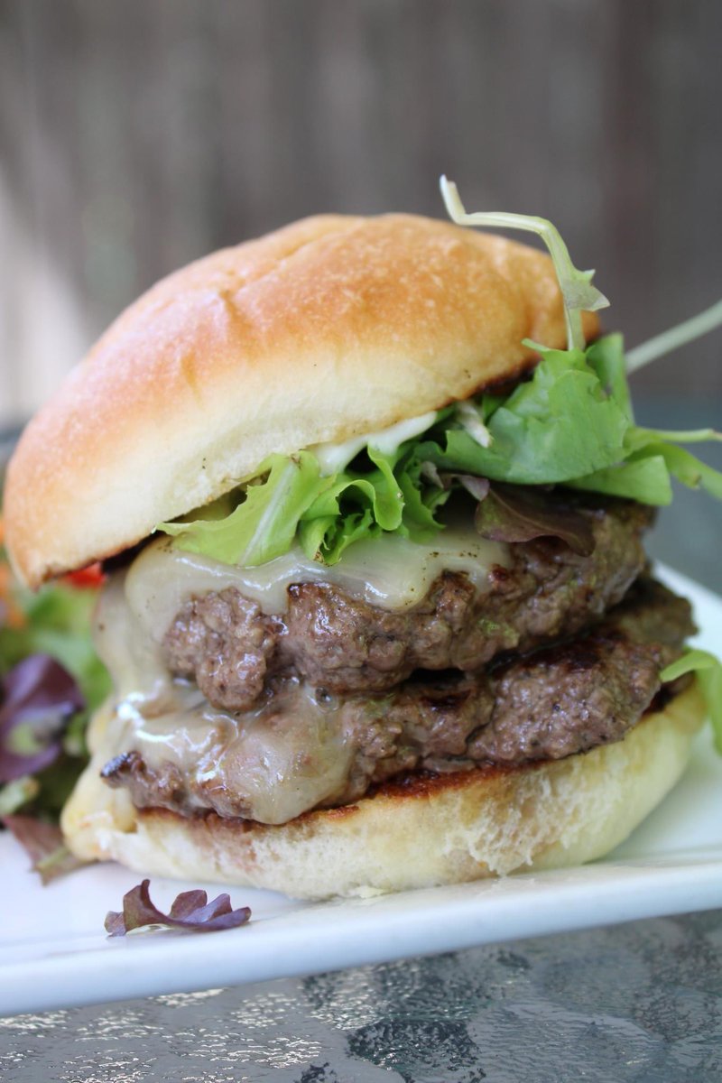 RedWingVCB's tweet image. 🥨🌭Foodies unite! From home style foods to authentic dishes, Red Wing has options for you.🥙🍕 What are you craving? 

Local favs ➡️ redwing.org/food-drink/all…

#onlyinmn #exploreminnesota #visitredwing #foodie #foodielife