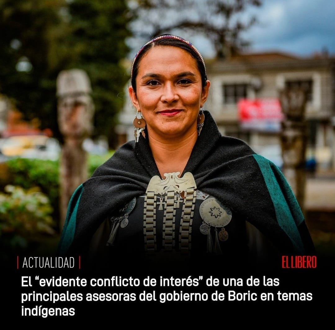 Informate111's tweet photo. ✅ "EVIDENTE CONFLICTO DE INTERÉS" de la asesora de @GobiernodeChile de @GabrielBoric CONTRATACIÓN de exconvencional ROSA CATRILEO como encargada #UCAI /"Debe RENUNCIAR al ejercicio de su profesión que tenga conflicto de interés" #Probidad #ParadaMilitar https://t.co/Md7K7rCBdv https://t.co/lSBUZSKVFs