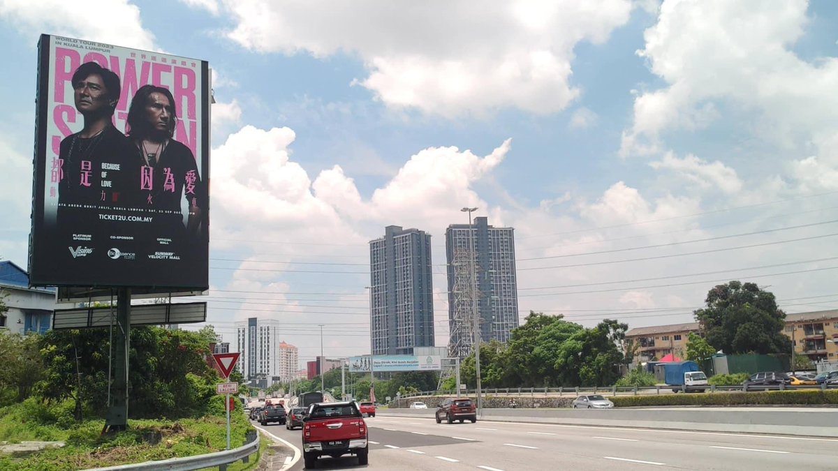 MetaLiveWorld's tweet image. 〖 動力火車 都是因為愛 世界巡迴演唱會 - 馬來西亞站 〗

演唱會進入倒數階段！還有4️⃣天，有看到任何動力火車的廣告別忘了拍照、打卡並標記我們！📸

在此也感謝我們的 𝐎𝐟𝐟𝐢𝐜𝐢𝐚𝐥 𝐁𝐢𝐥𝐥𝐛𝐨𝐚𝐫𝐝 𝐏𝐚𝐫𝐭𝐧𝐞𝐫 - SPECTRUM 的支持！✨

我們9月23號見！🙌🏻

#動力火車 #PowerStation