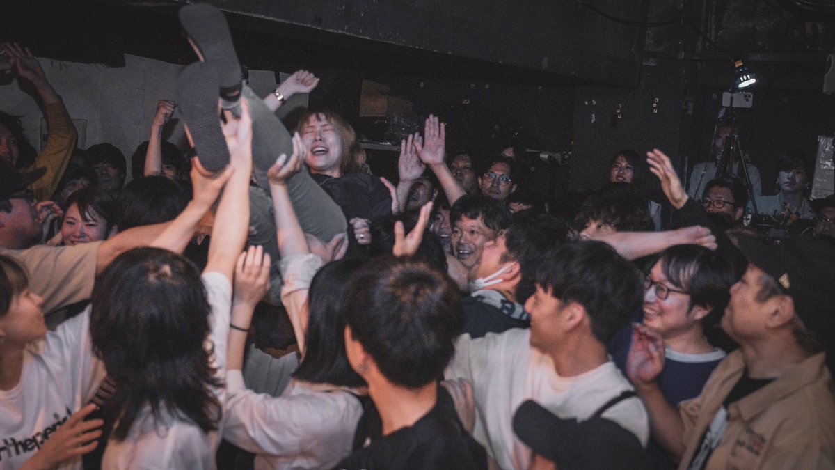 ひなの tweet media