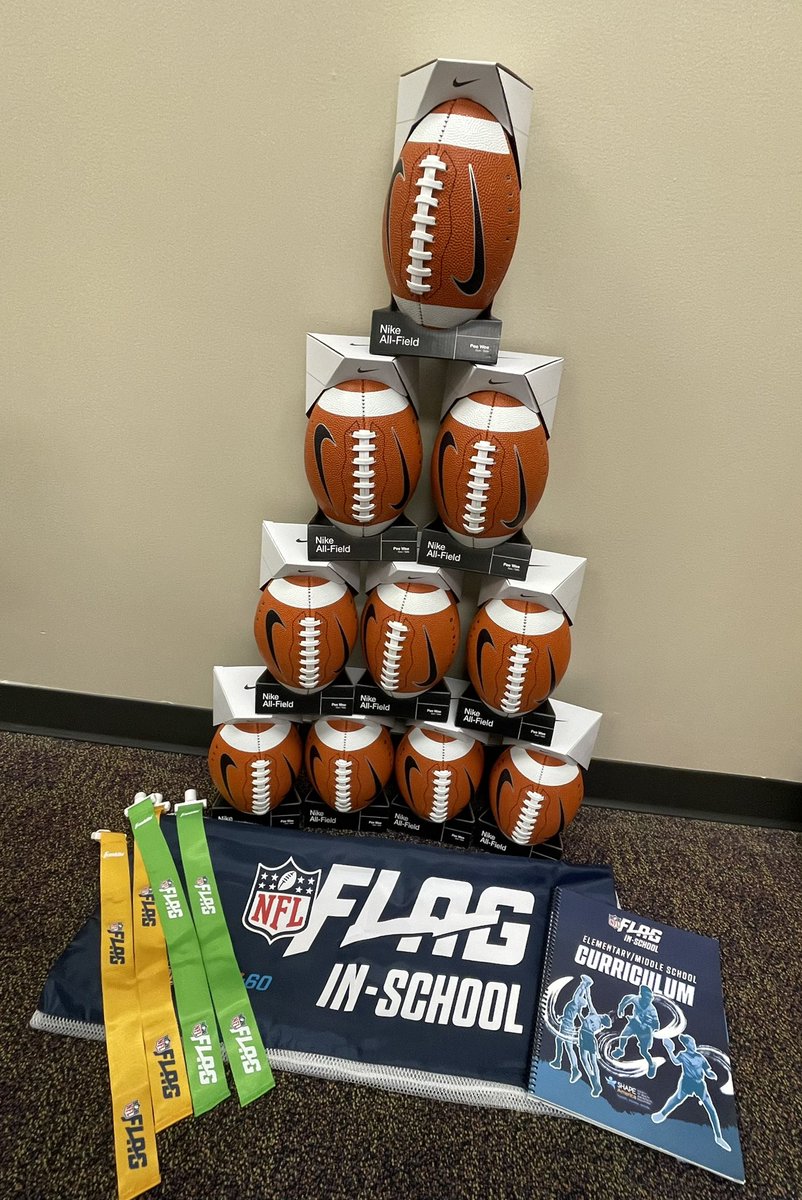 CMcgurr's tweet photo. @lafMiller Students and a staff want to give a huge Shout Out to @FUTP60 @INDairy and @nflplay60 for the Flag Football kit!! Can’t wait to see our Mustangs in action!! #LookOutNFL #FutureHallofFame #Mustangs https://t.co/QGx7HWCrzU