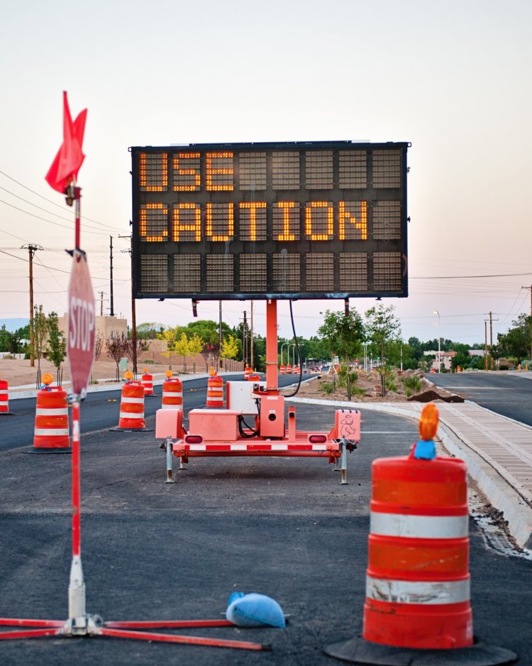 IndianapolisEMS's tweet photo. Right now, road construction is nearly unavoidable in Marion County. 🚧 Navigate construction zones like a pro with the following #ResponseReady tips: slow down, follow signs carefully, stay patient and give space to workers. 

Please share to help ensure road safety for all. https://t.co/pSlSyYKW87