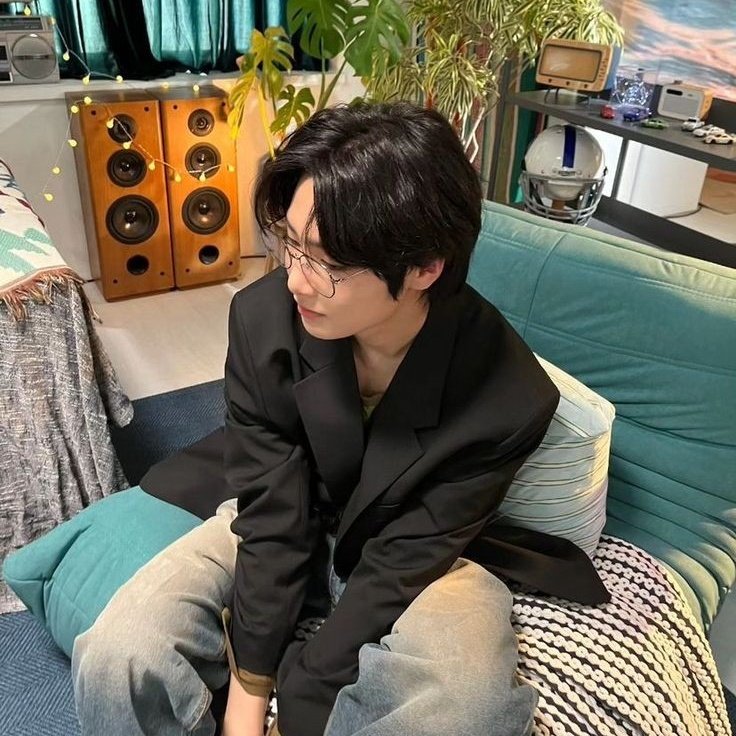 ًsb to unf tweet media