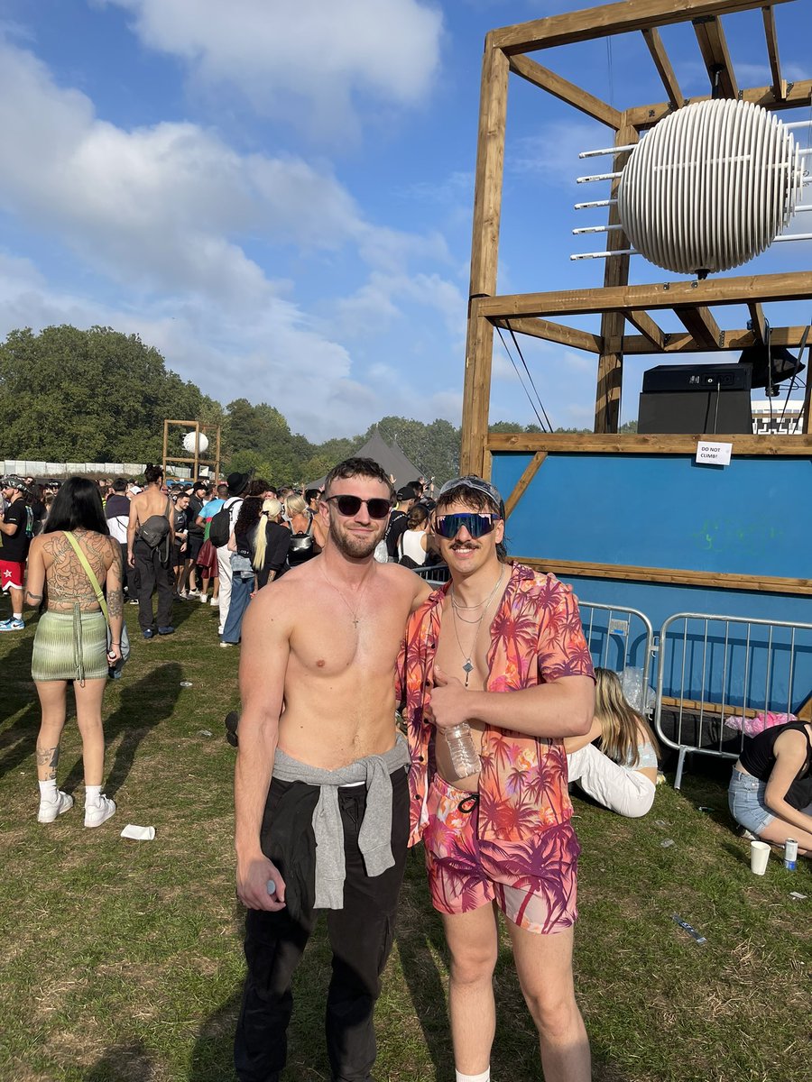 SlickyRB's tweet image. Weekend blues already